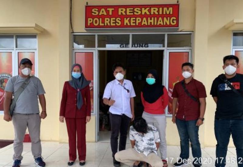 Enam Kali Benturkan Kepala Istri, Pria 19 Tahun Ini Mendekam Dipenjara
