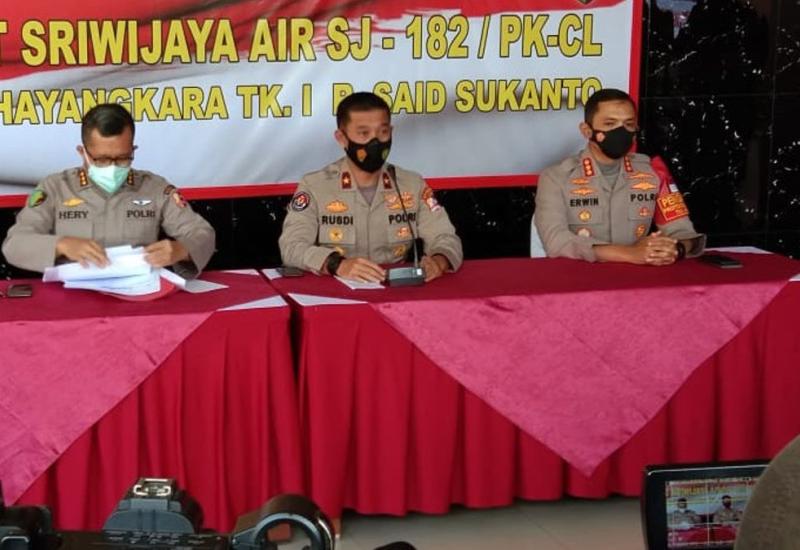 DVI Polri Terima 16 Kantong Jenazah Korban Pesawat Sriwijaya Air