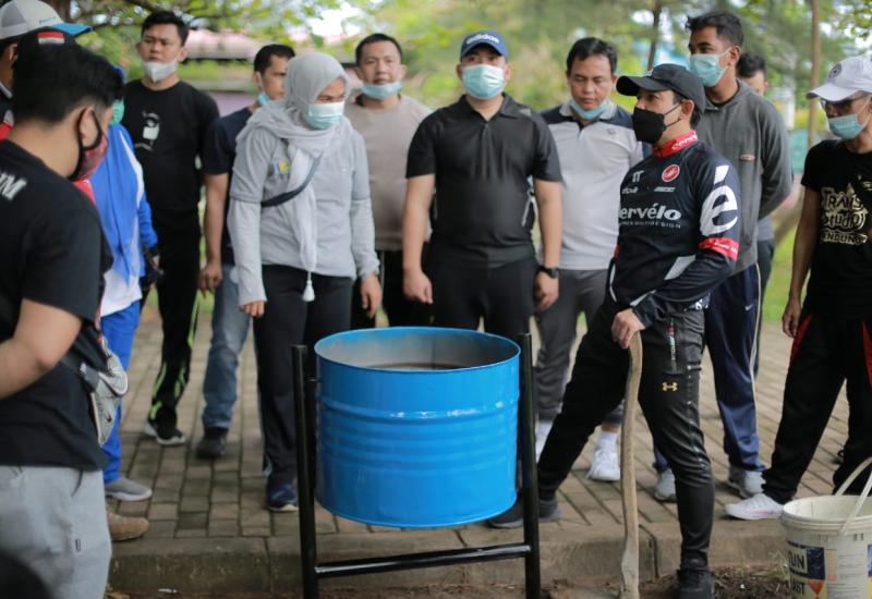 Kolaborasi Dengan Pemkot, HIPMI Bakal Sulap Tumpukan Sampah di Pantai Panjang