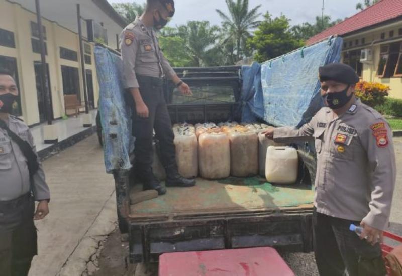 Polres Mukomuko Amankan 650 Liter Tuak, Dua Pemilik Dikenakan Tipiring