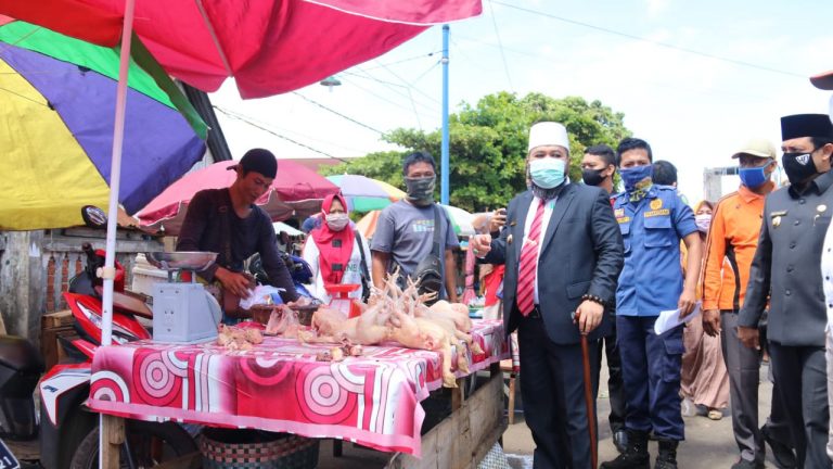  Masih Ada Pedagang Pasar "Ngeyel" Tidak Pakai Masker
