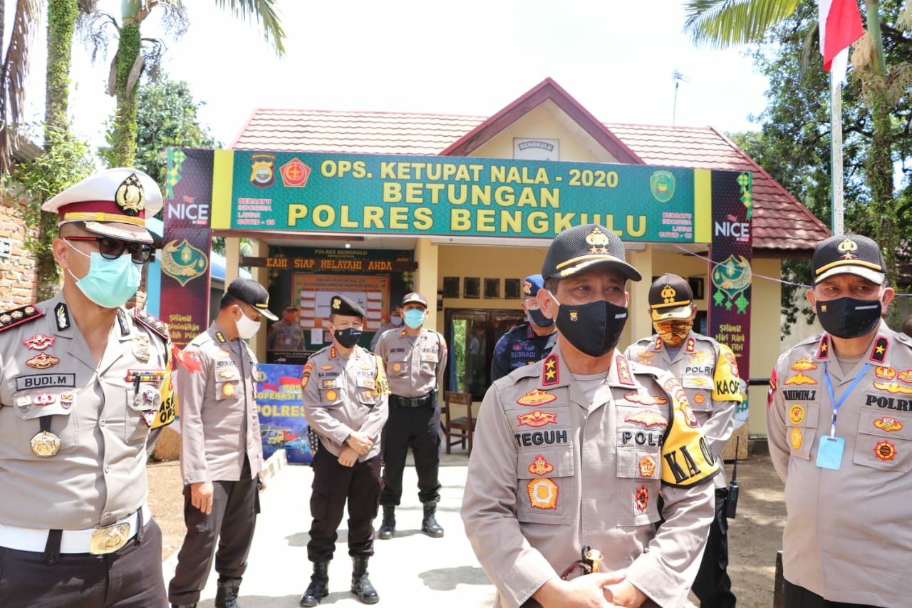 Pantau Kinerja Anggota, Kapolda Bengkulu Tinjau Pospam Perbatasan