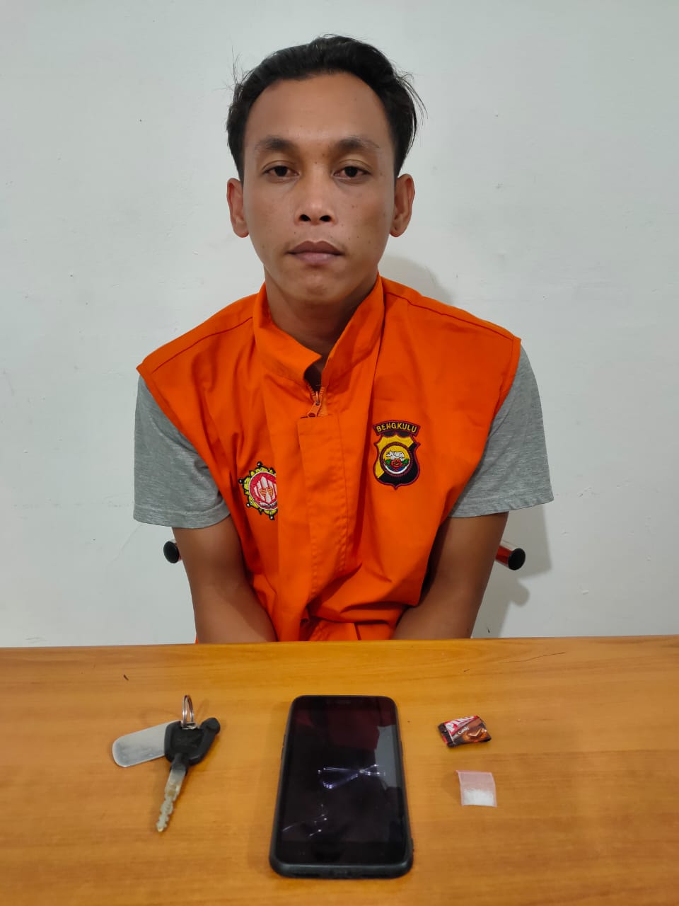 Edarkan Sabu, Pemuda Padang Betuah Dibui