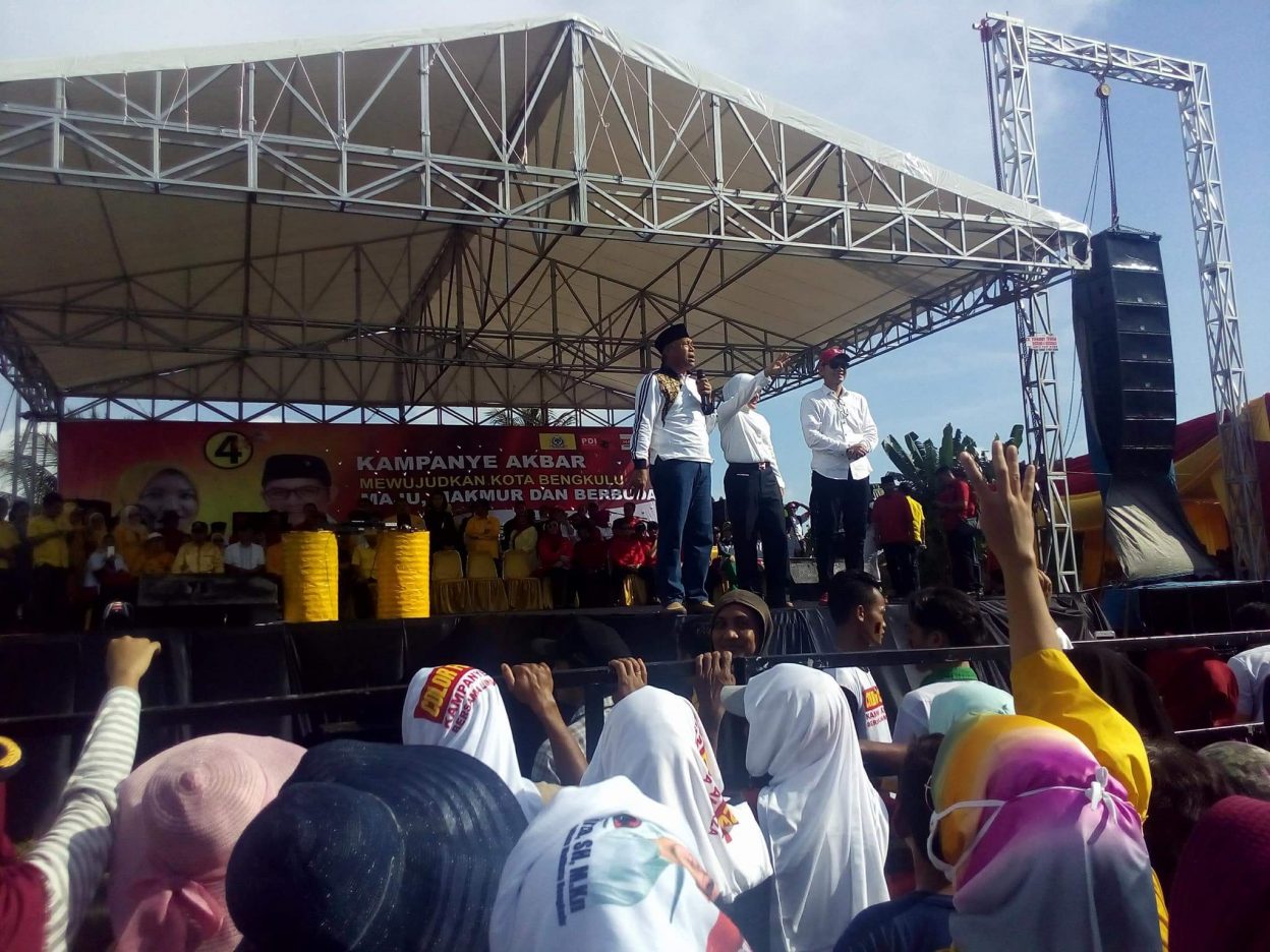 Kampanye Akbar Pilwakot Bengkulu 2018 Paslon Linda Mirza/pedomanbengkulu.com