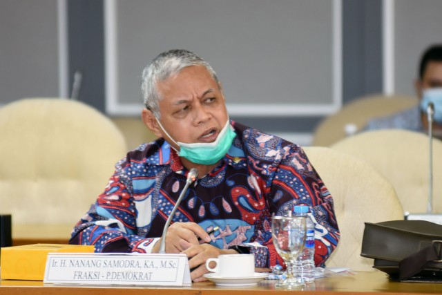 Anggota Komisi VIII DPR RI Nanang Samodra saat mengikuti Rapat Kerja Komisi VIII DPR RI dengan Menteri Sosial Juliari Batubara di Gedung Nusantara II, Jakarta, Kamis (3/9/2020). Foto : Oji/Man