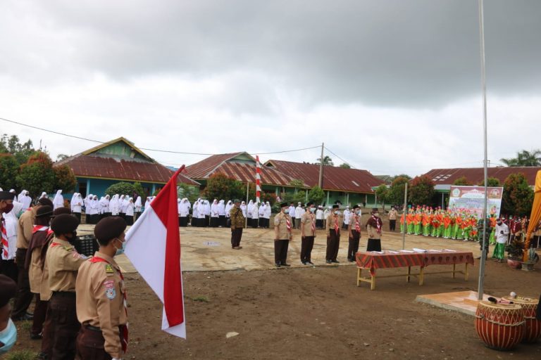 Plt Walikota Ajak Santri Dharma Baktikan Sifat Kepramukaan