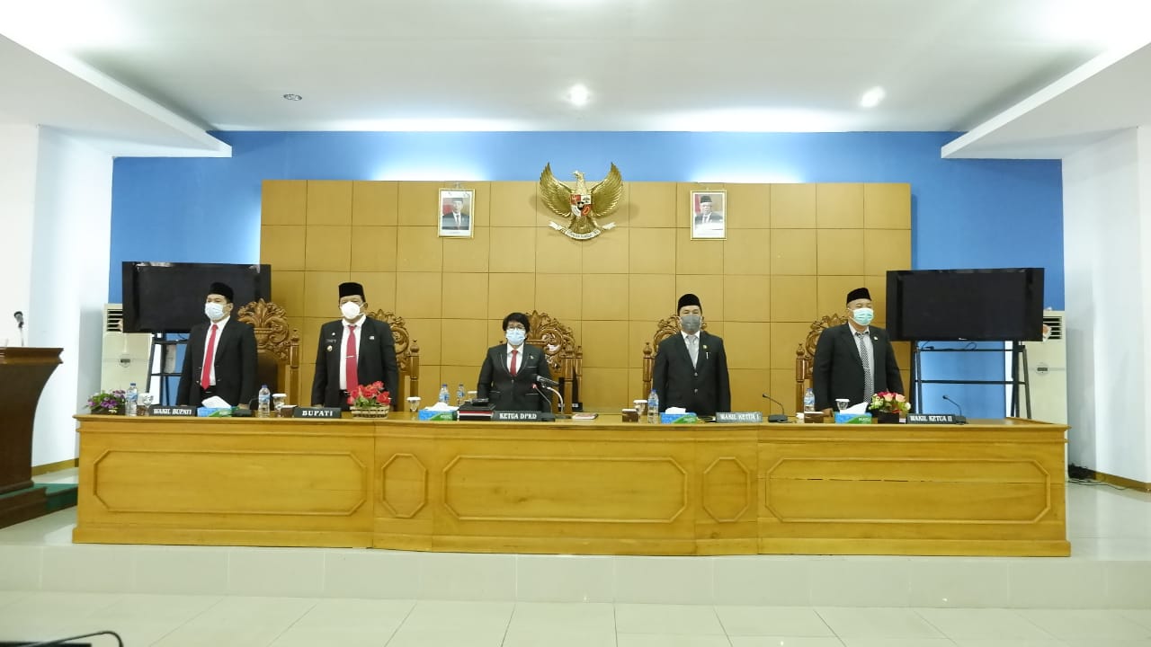 Gelar Paripurna, DPRD BU Bahas Pemberhentian Serta Pengangkatan Bupati dan Wabub