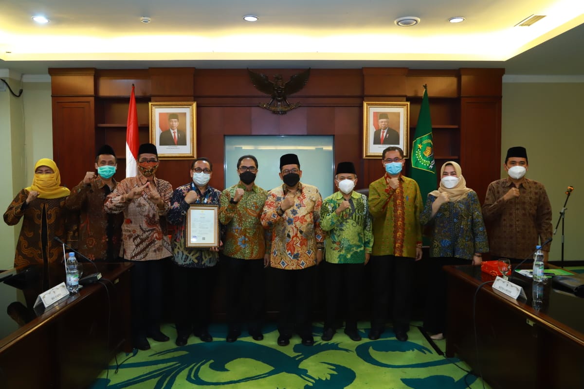  Sertifikat Halal Vaksin Sinovac Diserahkan ke Bio Farma