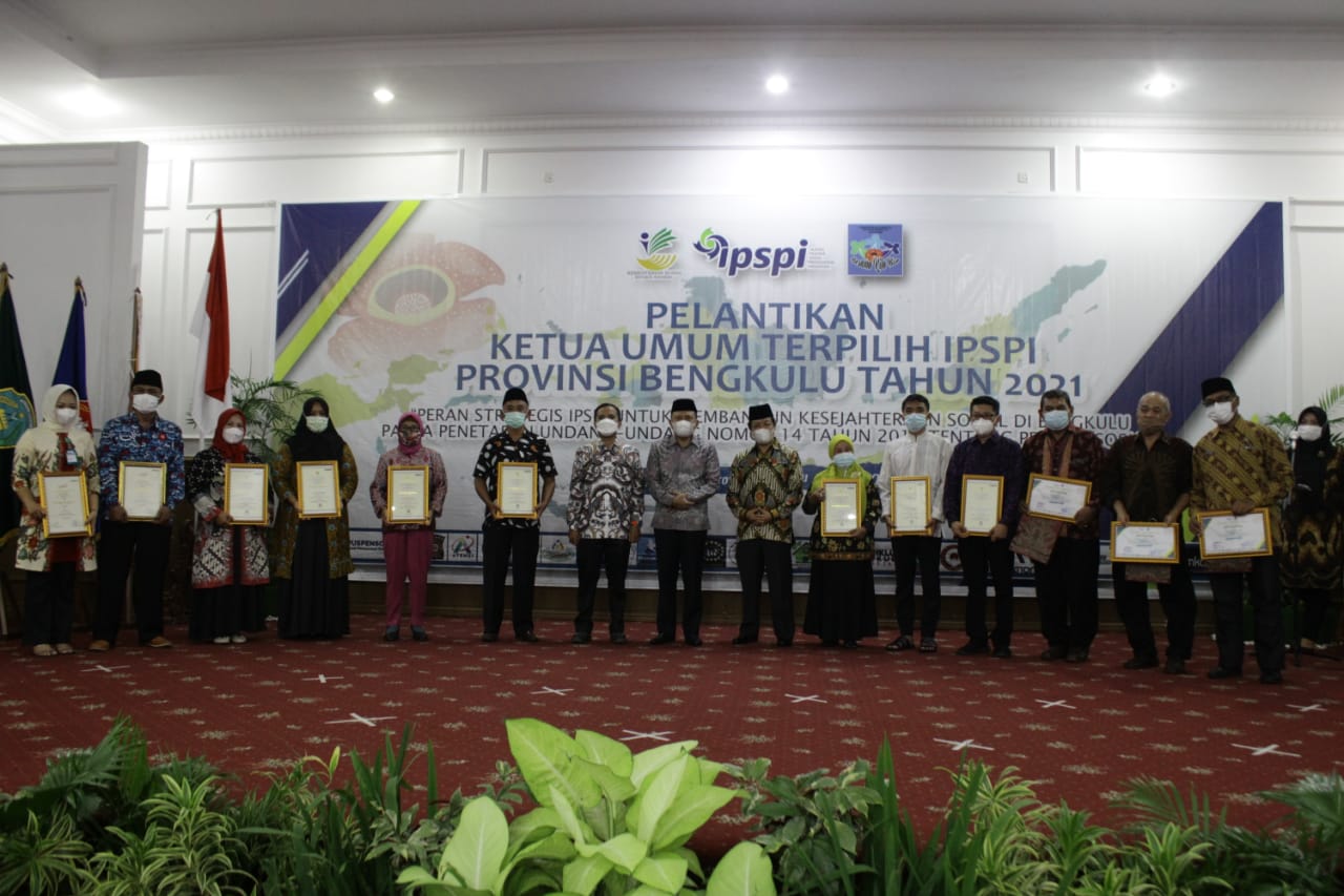 ipsi