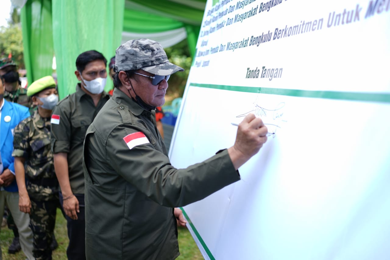 Penandatanganan perjanjian