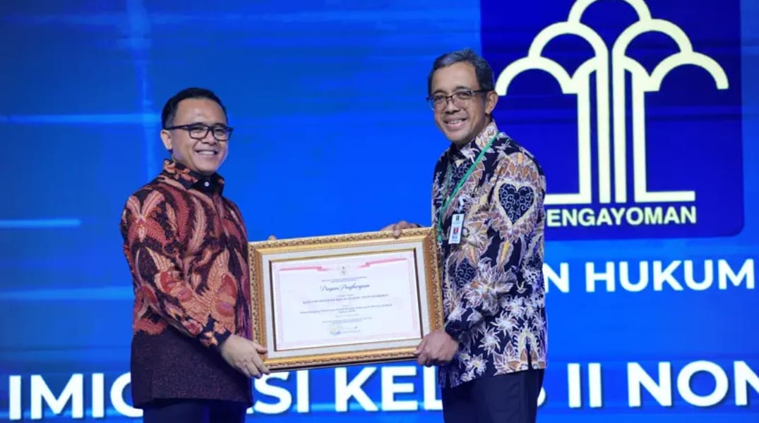 Sukses Tingkatkan Kinerja Pelayanan Publik, Kemenkumham Raih 2 Penghargaan