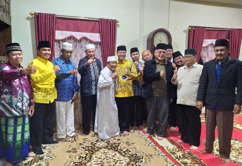 Mehangatan saat kunjungan kerja Gubernur.
