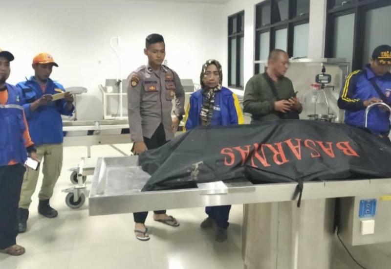 Jenazah Arif yang sudah dibawa ke RS Bhayangkara Bengkulu.