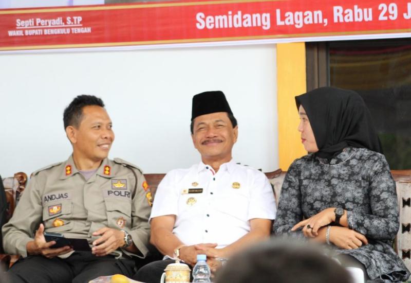Bupati Ferry Ramli saat menhadiri langsung Musrenbang Kecamatan Semidang Lagan.