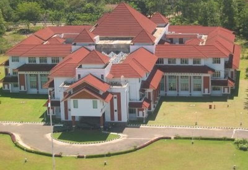 Gedung Rektorat UNIB/ Google