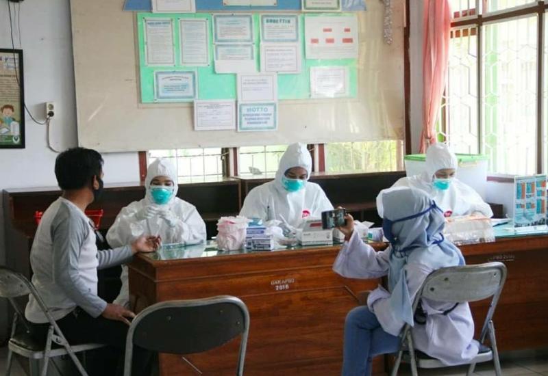 Berikan Rasa Nyaman, Pemprov Fasilitasi Puluhan Jurnalis Ikuti Rapid Tes Covid-19