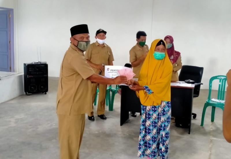 BLT DD Tahap II Desa Lubuk Sanai 3 Tersalurkan