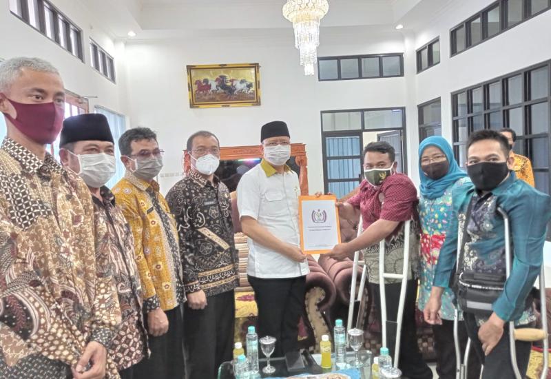 Gubernur Siap Jadi Pembina Guna Dukung Pelaku Usaha Disabilitas