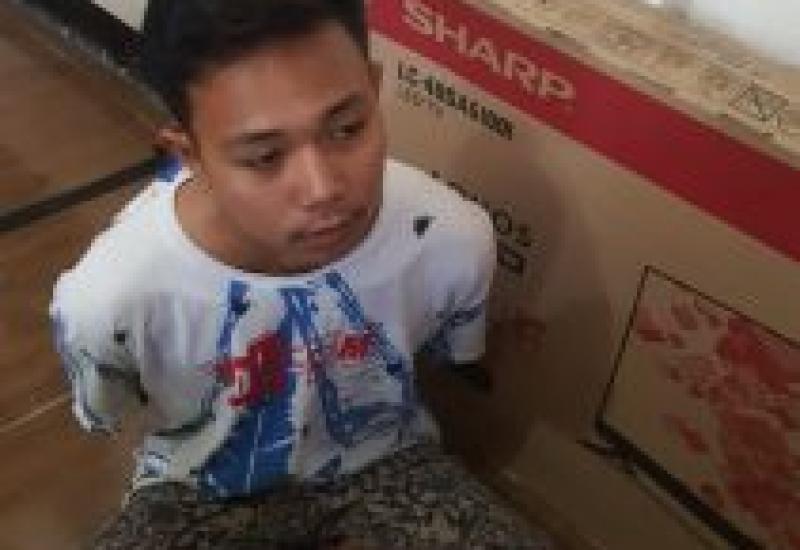 Gadai Hp Teman Untuk Beli Tuak, 2 Pemuda Ini Dibui