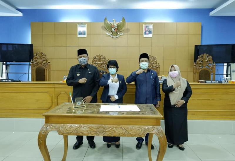 Disetujui Tujuh Fraksi, APBD Bengkulu Utara Tahun 2021 Disahkan