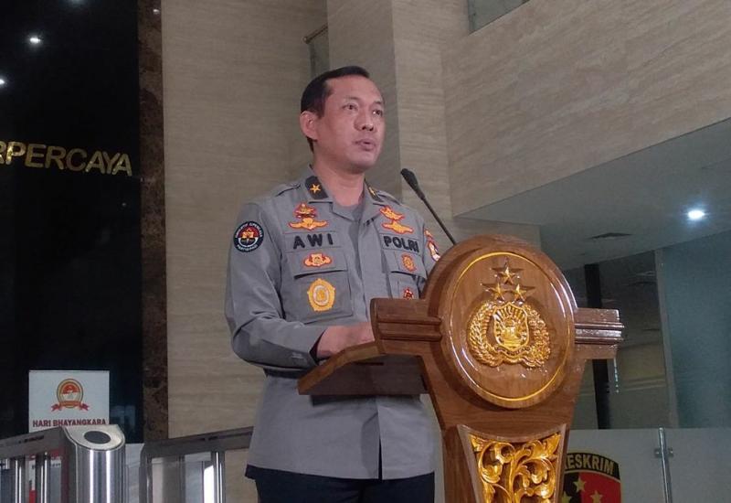 Kontra Hasil Swab HRS, Ratusan Massa Teror Kediaman Ibunda Mahfud MD