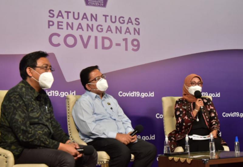 Anggota Bawaslu Ratna Dewi Pettalolo (kanan) menjadi pembicara dalam talkshow yang diadakan BNPB bertema 'Investigasi Kesiapan APD Pilkada : Apa Hasilnya', di Jakarta, Jumat (4/12/2020)/foto: Rama Agusta (Humas Bawaslu RI).