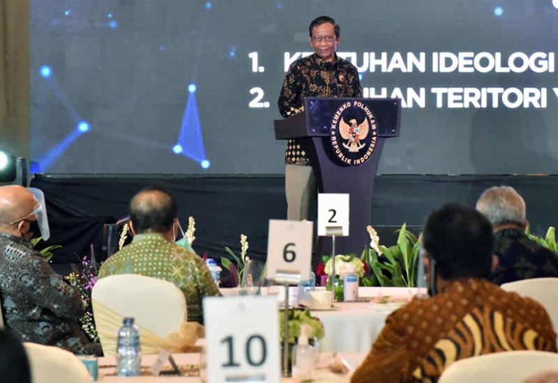 Era Industri 4.0, Mahfud MD Sebut Bak Pisau Bermata Dua