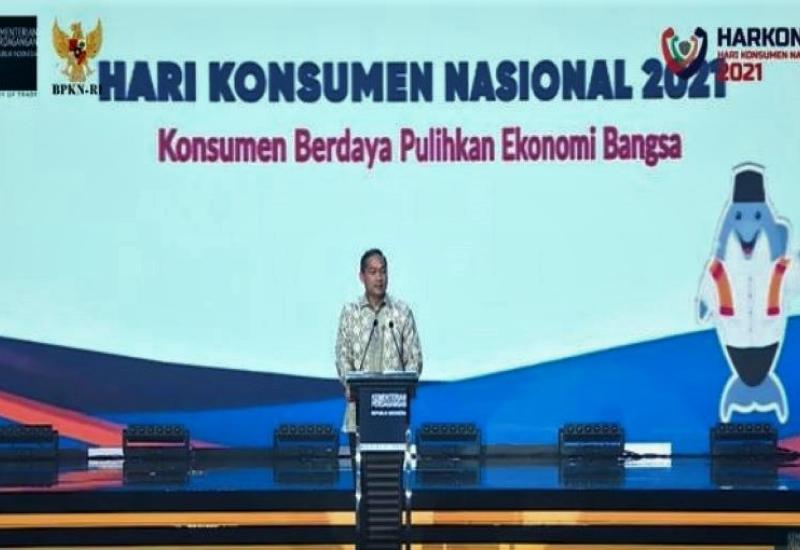 Menteri Perdagangan Muhammad Lutfi saat memberikan sambutan pada puncak peringatan Hari Konsumen Nasional (Harkonas) 2021 dengan tema “Konsumen Berdaya, Pulihkan Ekonomi Bangsa” di Jakarta, hari ini, Kamis (28/10/2021).