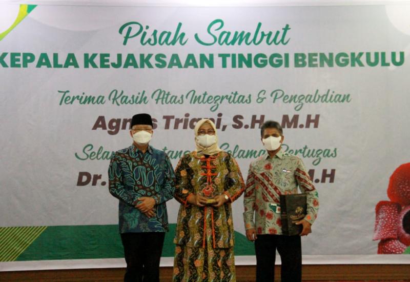 pisah sambut