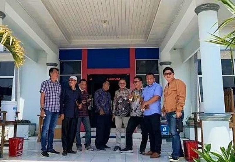 Studi banding tiga Raperda