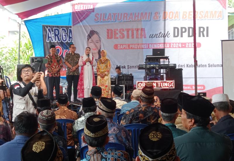 Silaturahmi dan doa bersama 