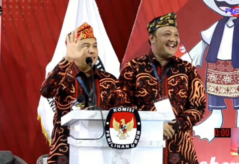 Debat dedy Ronny 
